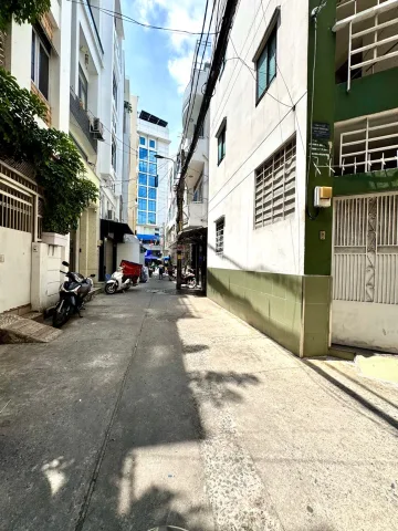 NHÀ ĐẸP TRẦN HUY LIỆU – HẺM XE HƠI – TRUNG TÂM PHÚ NHUẬN – 64M² – 2 TẦNG – CHỈ 9.2 TỶ