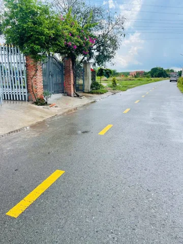Đất sào giá chỉ từ 2xxxty ở Bàu Bàng, 2.100m² 30x70, thích hợp cho anh chị ở điện nước đầy đủ, xây nhà vườn, biệt thự thoải mái