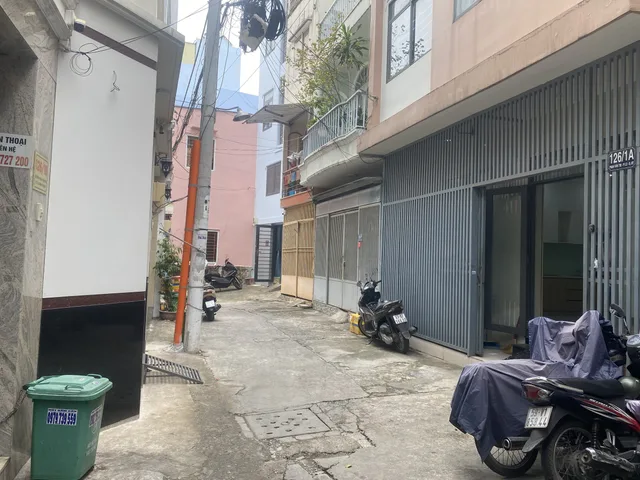 Phan Văn Trị -Bình Thạnh, bán đất tặng nhà 4 tầng kiên cố, tổng dtsd 150m2, giá nhỉnh nhẹ 7tỷ