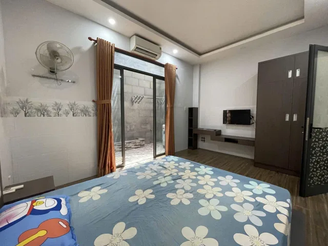 Cho thuê căn hộ 1 phòng ngủ - 10 Vũ Lăng,VCN Phước Hải, Phường Nam Nha trang- Tầng trệt  ( có sẵn )
