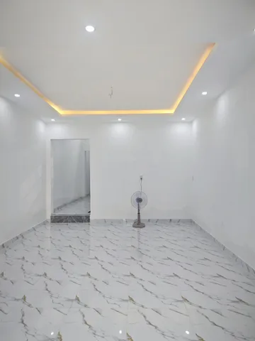 Nhà Gần Aeonmall Bình Tân. Xe hơi vào Nhà. 4.3x18m. 5.9Ty