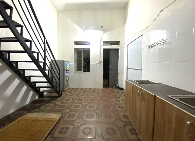 Cho thCho thuê phòng vskk, đủ đồ, tại Xuân Đỉnh ngay đại sứ quán HQ.