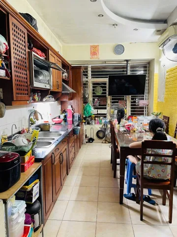 Cho thuê nhà Ngõ Quỳnh, Hai Bà Trưng 38m x 5 tầng giá 9 triệu Ở NHÓM
