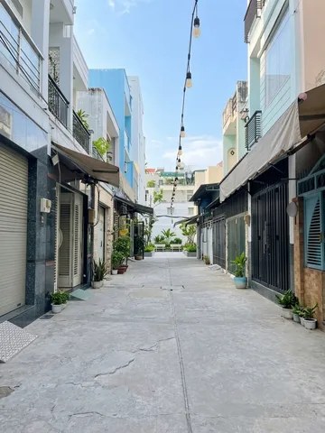 BÁN NHÀ ĐƯỜNG PHÚ THỌ HOÀ - GẦN CHỢ VẢI TÂN PHÚ - 80M2 - XE HƠI ĐỖ CỬA - NHỈNH 6 TỎI
