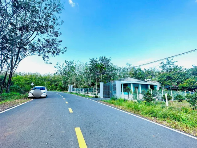 Chính chủ bỏ phố về quê cần ra gấp lô đất tại thành phố Đồng Xoài