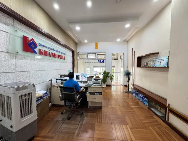 🔥 (KHU VIP D2 NGUYỄN GIA TRÍ - BÌNH THẠNH) VỈA HÈ 5M - 24.x TỶ - 4M x 20M (80M²) - NHÀ 5 TẦNG CÓ HẦM, SỔ VUÔNG ĐẸP, DÒNG TIỀN 50TR/THÁNG 🔥