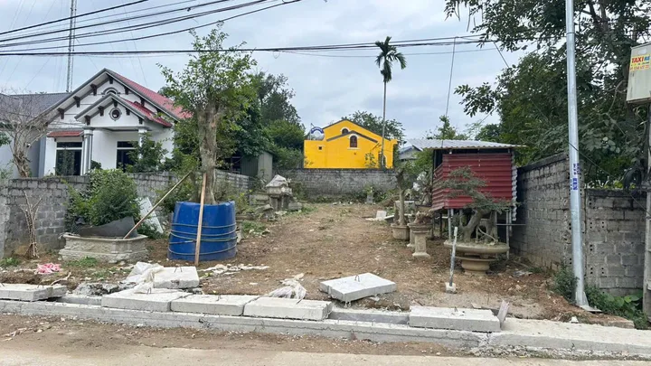 211m có 88m thổ cư - mặt tiền 10m - tại Nhuận Trạch, Lương Sơn - giáp với KCN - giá đầu tư