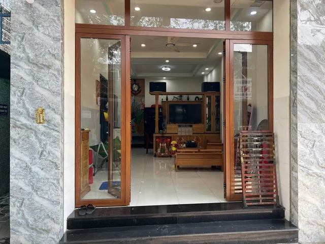 NHÀ HẺM XE TẢI THÔNG SẸT NGẮN QL1K - NGANG LỚN 5,2MX21M-2 TẦNG - 8 PHÒNG  - GIÁ  6,5 TỶ THƯƠNG LƯỢNG.
