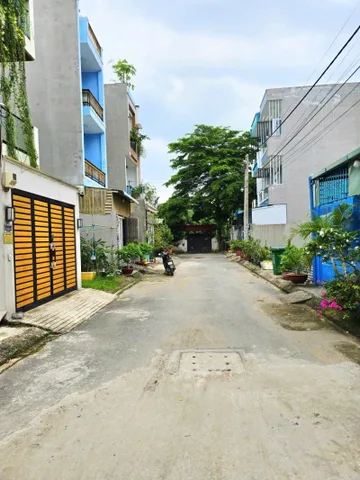 NHÀ PHỐ 4 TẦNG ĐƯỜNG 970 PHÚ HỮU QUẬN 9 | Đường Ô TÔ 7M Có Vỉa Hè | 51M2 Ở Ngay | Giá 7.4 Tỷ