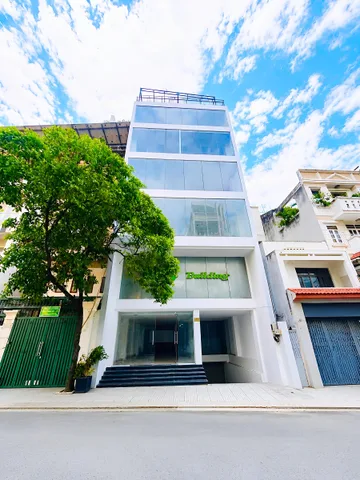 Cho Thuê Toà Nhà HXH: 685/5 Cách Mạng Tháng 8 - Quận 3 - 7.8x18m, hầm, 6 tầng
