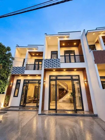 💥NHÀ LẦU NGAY TRUNG TÂM - GIÁ NGỘP 550TR NHẬN NHÀ