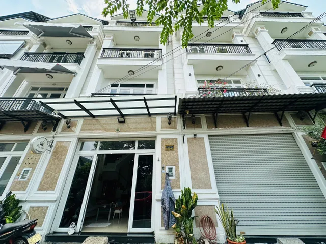 Cho thuê Nhà 3 lầu 64m2 giá 14 triệu hẻm xe hơi gần đường Hiệp Bình phường Hiệp Bình Chánh Quận Thủ Đức