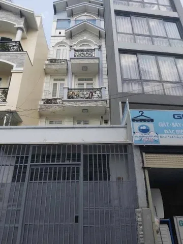 Bán Nhà riêng 88m2 có sẵn 88 m2 thổ cư giá 17 tỷ tại Đường Trần Bá Giao Phường 05 Quận Gò Vấp TP. Hồ Chí Minh