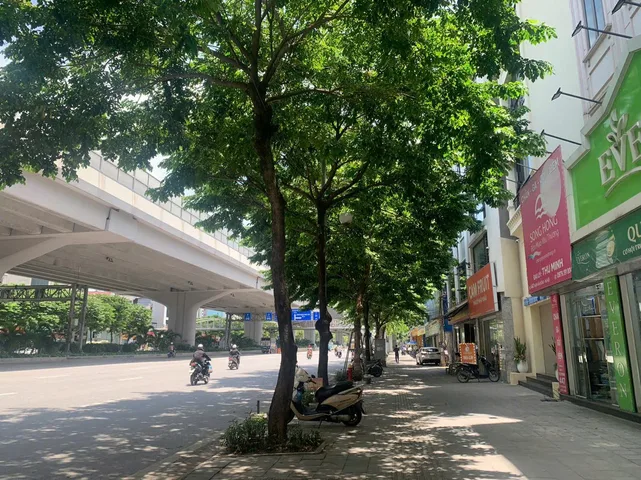Bán Đất 98m2 có sẵn 98 m2 thổ cư giá 44.8 tỷ tại Đường Phạm Văn Đồng - Chọn - Phường Cầu Giấy Hà Nội