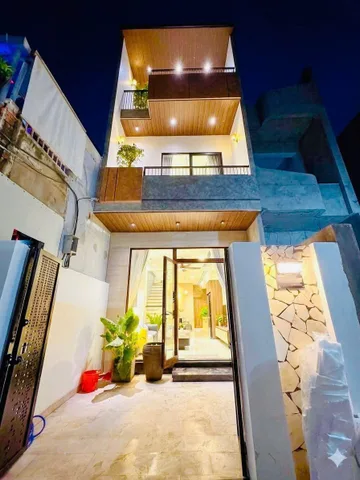 Cho thuê Nhà 3 Tầng Kiệt Trưng Nữ Vương📌📌📌LÀM VIỆC TRỰC TIẾP GIÁ TỐT !!!
