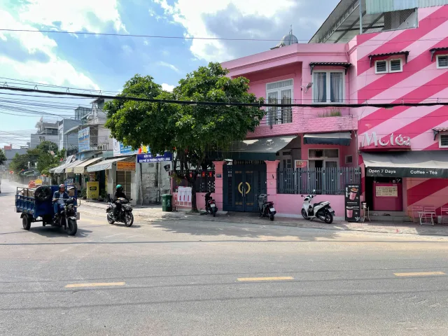 Kẹt tiền Bán Gấp Căn Nhà 81m góc 2 Mặt Tiền Đường khu Đỗ Xuân Hợp Phước Long B Quận 9