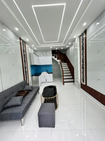 Bán Gấp Nhà Mặt Tiền Đường Số 13A, Bình Hưng Hòa, Bình Tân – 2 Tầng, 2PN, Kinh Doanh Tốt – Giá Chỉ 2.7 Tỷ