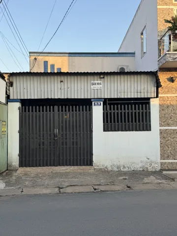 Bán Nhà riêng 96m2 có sẵn 96 m2 thổ cư giá 4.9 tỷ tại Đường Hoàng Minh Chánh , Phường Biên Hòa, Tp Đồng Nai. Gần trường học, gần chợ, gần phòng khám đa khoa, khu đông đúc dễ buôn bán.