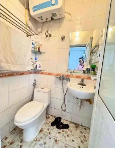 Bán căn hộ tập thể Thanh Xuân – sổ đỏ riêng – gần Đại học Cấp 1,2 – gần hồ điều hòa