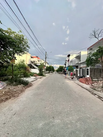 Bán Đất 100m2 có sẵn 100 m2 thổ cư giá 3.55 tỷ tại - Chọn - Phường Thuỷ Xuân Thành phố Huế Thừa Thiên Huế