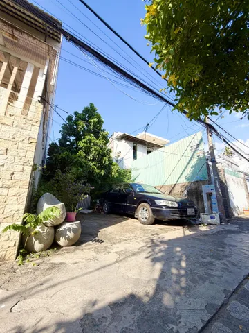 123m2 - Ngang 5.5 m - 50m ra đường nhựa - Vành Đai 2 - Phạm Văn Đồng gần bên 
Giá 9,5 tỏi TL với khách thiện chí