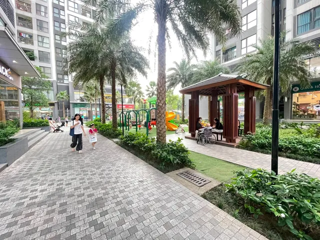 🔥 Hàng Mới Lên Sóng! Vinhomes Green Bay 61m² 2PN Tầng 22 View Đẹp Chỉ 7,5 Tỷ - LH 0982318676

🙋‍♀️Em Nga vẫn mua bán ký gửi nhà khắp Hà Nội ạ ❤️ 
#muabannhahanoi #batdongsanhanoi #chungcu #namtuliem #shantuyetsnga #vinhomesgreenbay