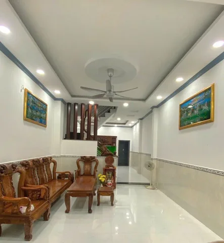 BÁ.N NHÀ ĐẸP SÁT BÌN.H THÀNH - ÔTÔ VÀO NHÀ NGỦ - DTSD 110M2 - NHỈNH 4$
