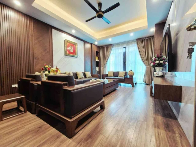 Bán Căn Liền Kề _ 70m² _ 6 Tầng _ Thang Máy _ 24.5 Tỷ KĐT Văn Quán _ Hà Đông