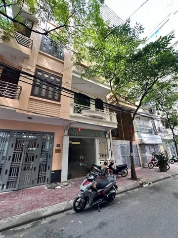Bán Nhà riêng 60m2 có sẵn 60 m2 thổ cư giá 29.9 tỷ tại Đường Nguyễn Chánh Phường Trung Hoà Quận Cầu Giấy Hà Nội