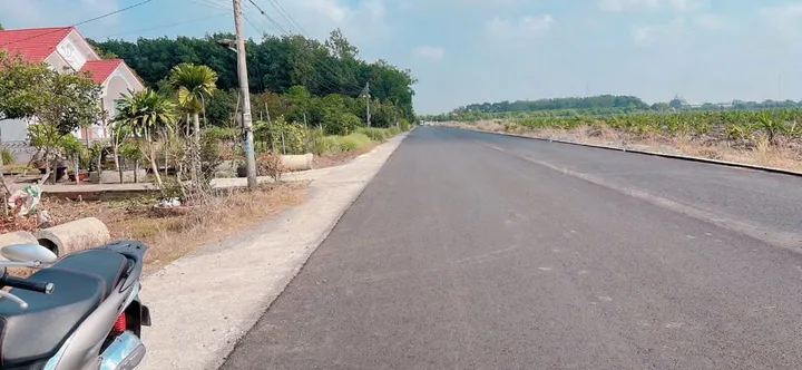 Bán Đất 100m2 có sẵn 60 m2 thổ cư giá 300 triệu tại - Chọn - Thị trấn Chơn Thành Thị xã Chơn Thành Bình Phước