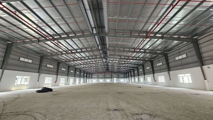 Cho thuê Kho, nhà xưởng 4000m2 giá 180 triệu tại - Chọn - Xã Hội Nghĩa Thị xã Tân Uyên Bình Dương