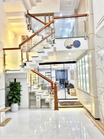 BÁN NHÀ ĐẸP KHU PHÂN LÔ BÌNH TÂN ĐƯỜNG 8M CÓ LỀ 82M2 5 TẦNG 7.45 TỶ