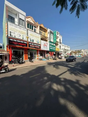 Bán🏢 NHÀ MẶT TIỀN PHAN BỘI CHÂU -  NGAY CẠNH VINCOM PLAZA - BẢO LỘC