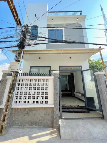 CẦN NHƯỢNG GẤP CĂN NHÀ - DO KẸT TIỀN NÊN CẦN BÁN GẤP