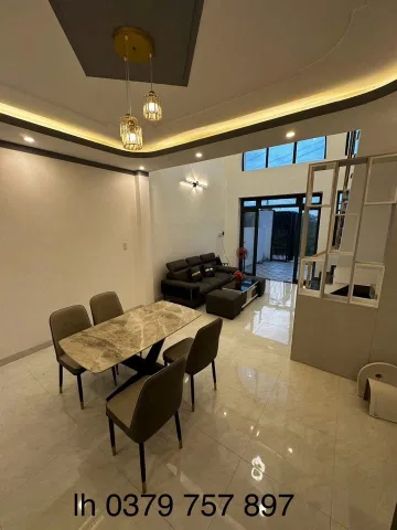 Cần tìm chủ cho căn nhà mới hoagn thiện sổ riêng gần đường Đồng Khởi