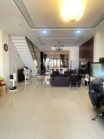 NHÀ 4 TẦNG ĐẸP MẶT TIỀN NẠI NAM - GẦN NGAY LOTTE MART & DANANG DOWNTOWN