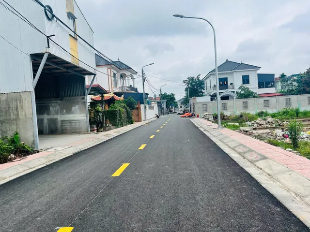 🔥 BÁN LÔ ĐẤT ĐẸP TRỤC THÔN QUỲNH HOÀNG – NAM SƠN, AN DƯƠNG 💰 Chỉ 2,15 tỷ
LH 0979087664