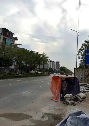 SIÊU VVIP, MẶT PHỐ MINH KHAI, 6 LÀN ĐƯỜNG OTO, TIỆN ÍCH NGẬP TRÀN XUNG QUANH, SỔ HỒNG THƠM PHỨC