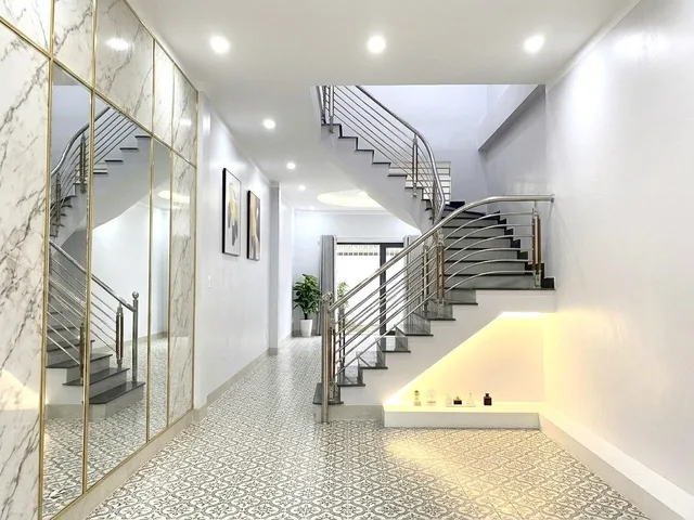 Nhà đep Hương Lộ 2 vào ở ngay hơn 5 tỷ xíu ,DT (60M² )Hẻm xe tải tránh nhau (KK2207).