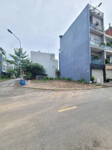 Bán Đất lô góc 67m2 full thổ cư giá 5.2 tỷ khu dân cư đồng bộ gần làng ĐH, Metro, Mỹ Phước Tân Vạn