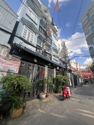(Gần Mặt Tiền Thống Nhất) Hẻm ô tô tránh nhau - 23.x tỷ - 8.6x23m (193m²) - Ngang 8.6m Khủng, 24 Phòng CHDV, Dòng Tiền 80Tr/th