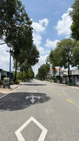Bán Đất 95m2 có sẵn 95 m2 thổ cư giá 2.7 tỷ tại Phường Phú Tân Thành phố Thủ Dầu Một Bình Dương