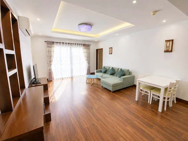 Chính Chủ - Có Slot Ô Tô - Sổ Hồng Riêng - Bán Gấp Hùng Vương Plaza - 130m² (3PN, 3WC) - Hướng Mát