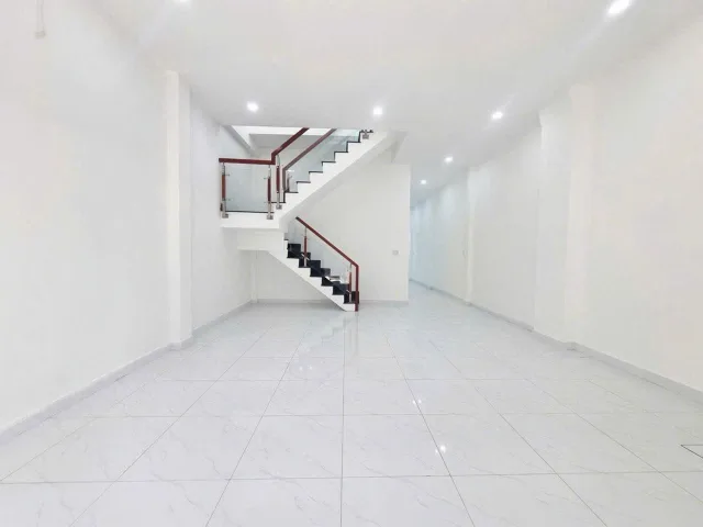 BÁN NHÀ HẺM XE HƠI HUỲNH THỊ HAI QUẬN 12 81M² NGANG 5.4M 3PN 3.9 TỶ