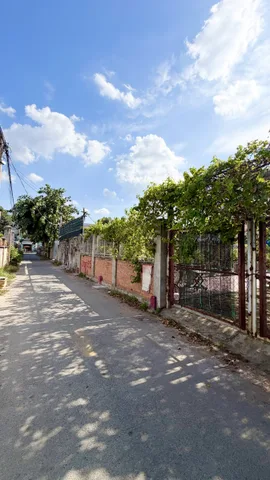 92 M2 - ĐẤT VUÔNG VỨC - 50M TỚI ĐƯỜNG LINH TRUNG - HẺM THẲNG 1 TRỤC - XE HƠI ĐỖ CỬA - CHỈ 7 ĐỒNG 3 TL