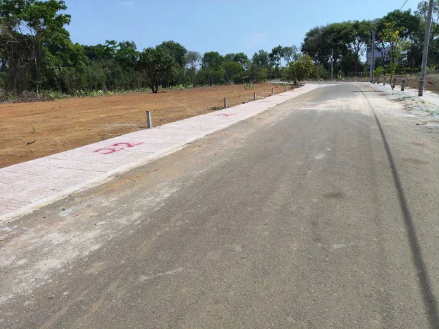Chủ gửi bán 148m2 sẵn 80m2 thổ cư sát KCN Châu Đức sổ sẵn đường nhựa giá công nhân 600tr