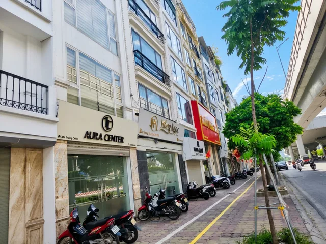 BÁN GẤP NHÀ TRƯỜNG CHINH – DT 77M² x4T - CHỈ 23.5 TỶ, VỈA HÈ RỘNG, KINH DOANH ĐỈNH