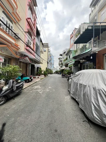 Ngang 5.5 dài 17m xây 4 tầng. Hẻm xe hơi ngủ nhà gần mặt tiền Tô Hiến Thành - Trung Tâm Q10, gần Vạn Hạnh Mall, Đại Học Bách Khoa, kế bên Cư Xá Bắc Hải