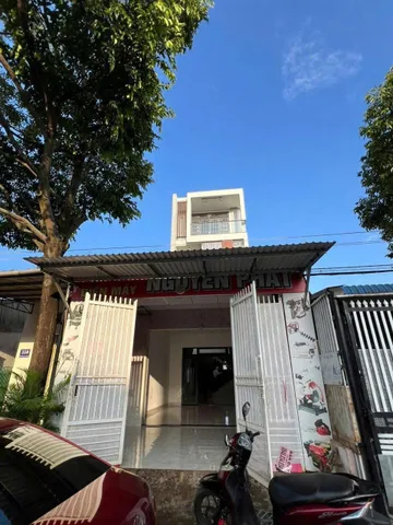 Bán Nhà riêng 126.6m2 có sẵn 126.6 m2 MT Nguyễn Chí Thanh BMT