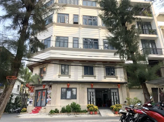 Bán Nhà riêng 176m2 có sẵn 176 m2 thổ cư giá 58 tỷ tại Phường Tân Phong Quận 7 TP. Hồ Chí Minh